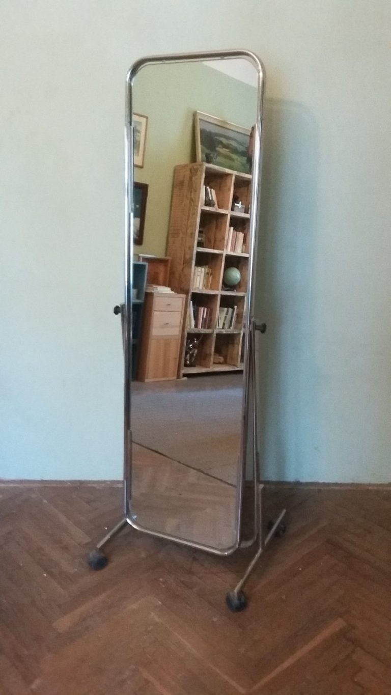 Nábytek 004