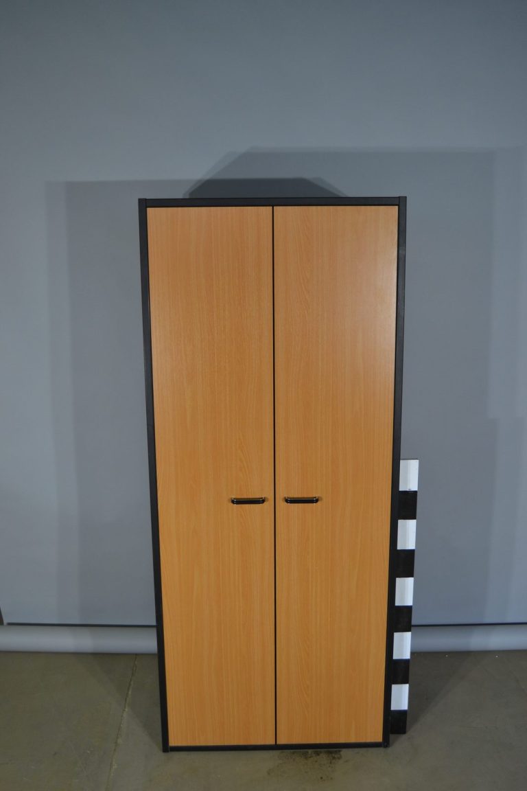 Nábytek 035