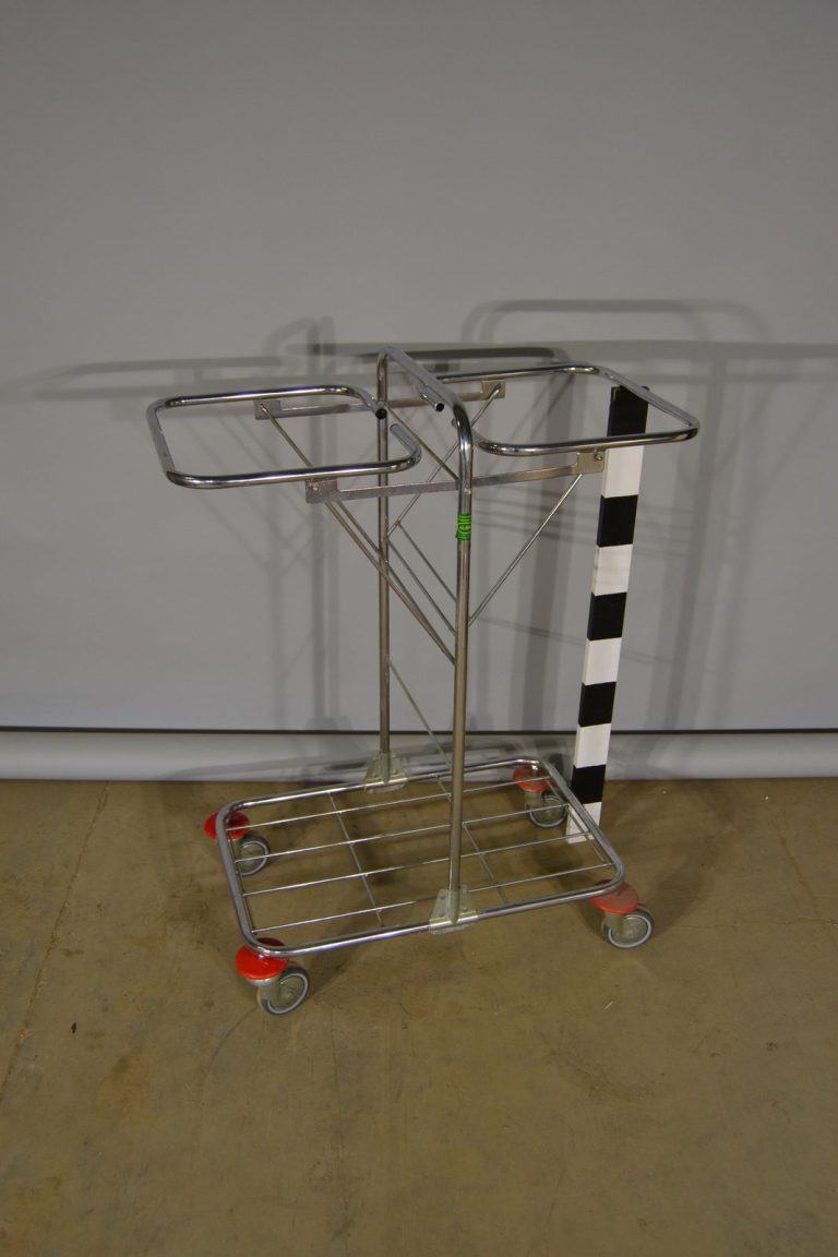 Obchod / sklad 020