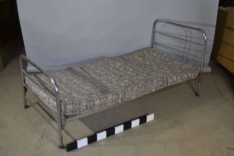Postel 001