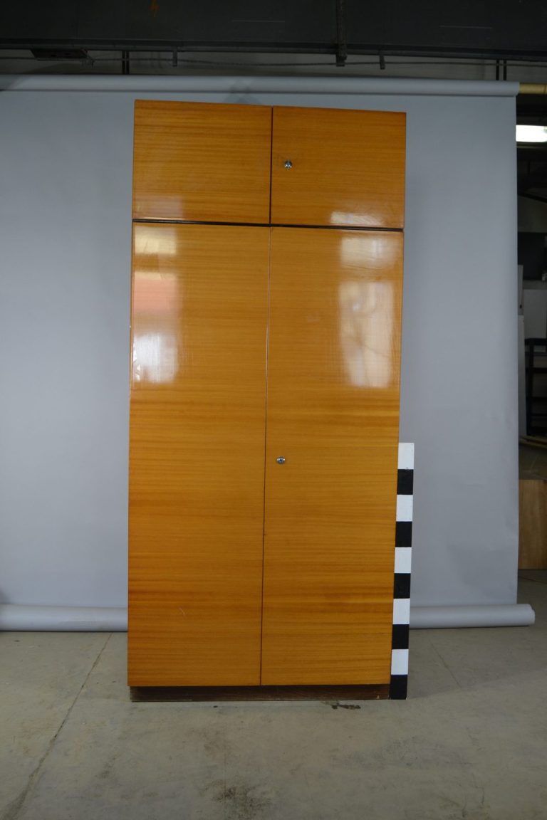 Nábytek 098