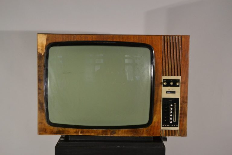 Televize 018