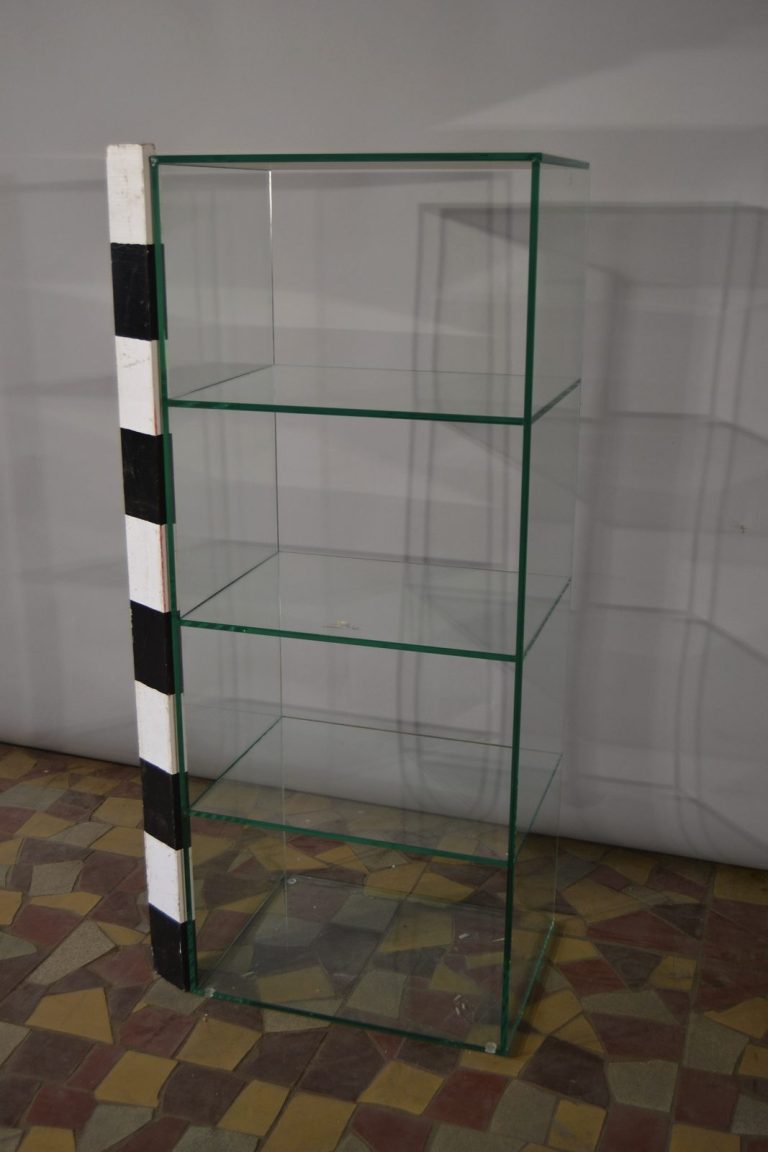 Nábytek 140