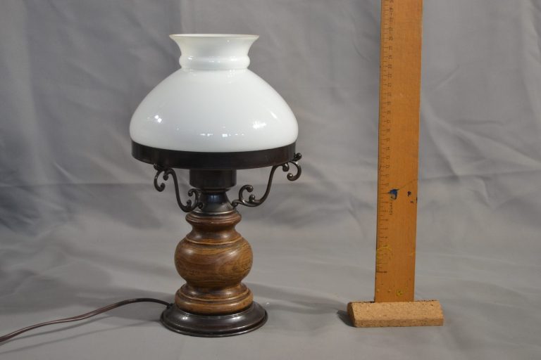Lampa 041