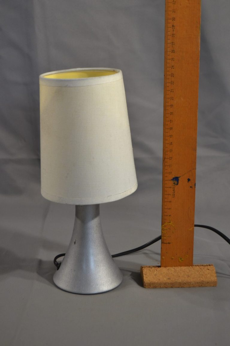 Lampa 045