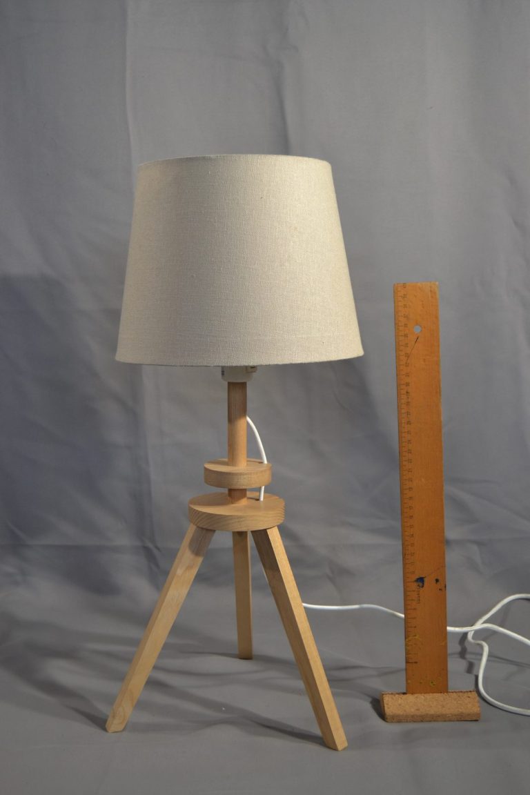 Lampa 048
